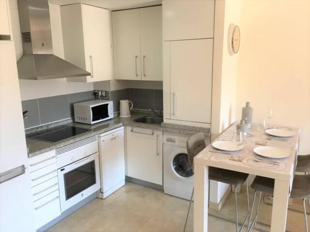 Modern 1 Bedroom Apartment, In La Cala De Mijas Eksteriør bilde